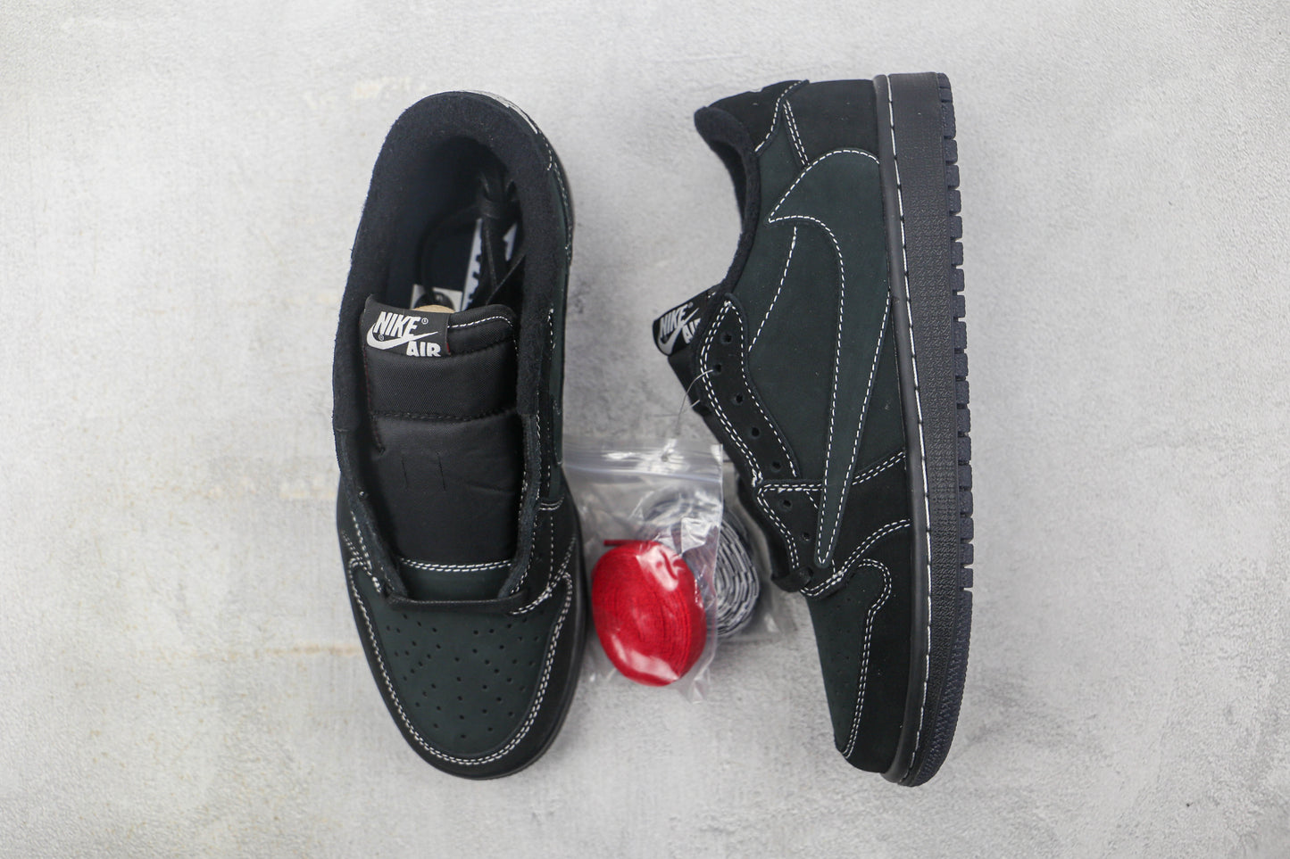 Jordan 1 Retro Low OG Travis Scott Black Phantom (Pronta Entrega)