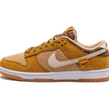 Dunk Low SE "Teddy Bear Praline"
