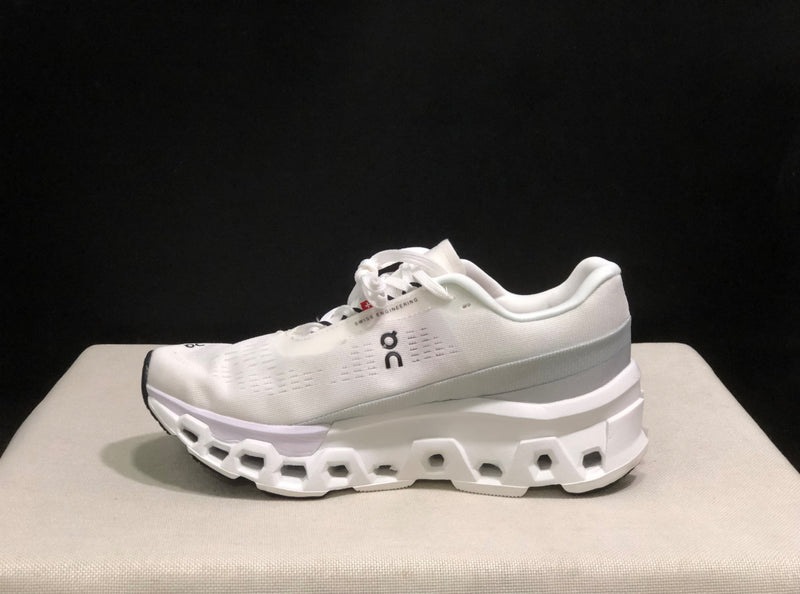 On Cloudmonster 2 “Swiss Olympic”