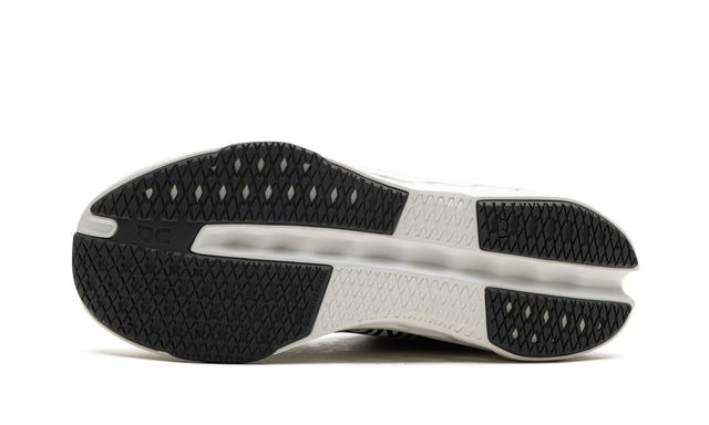 On Cloudsurfer White