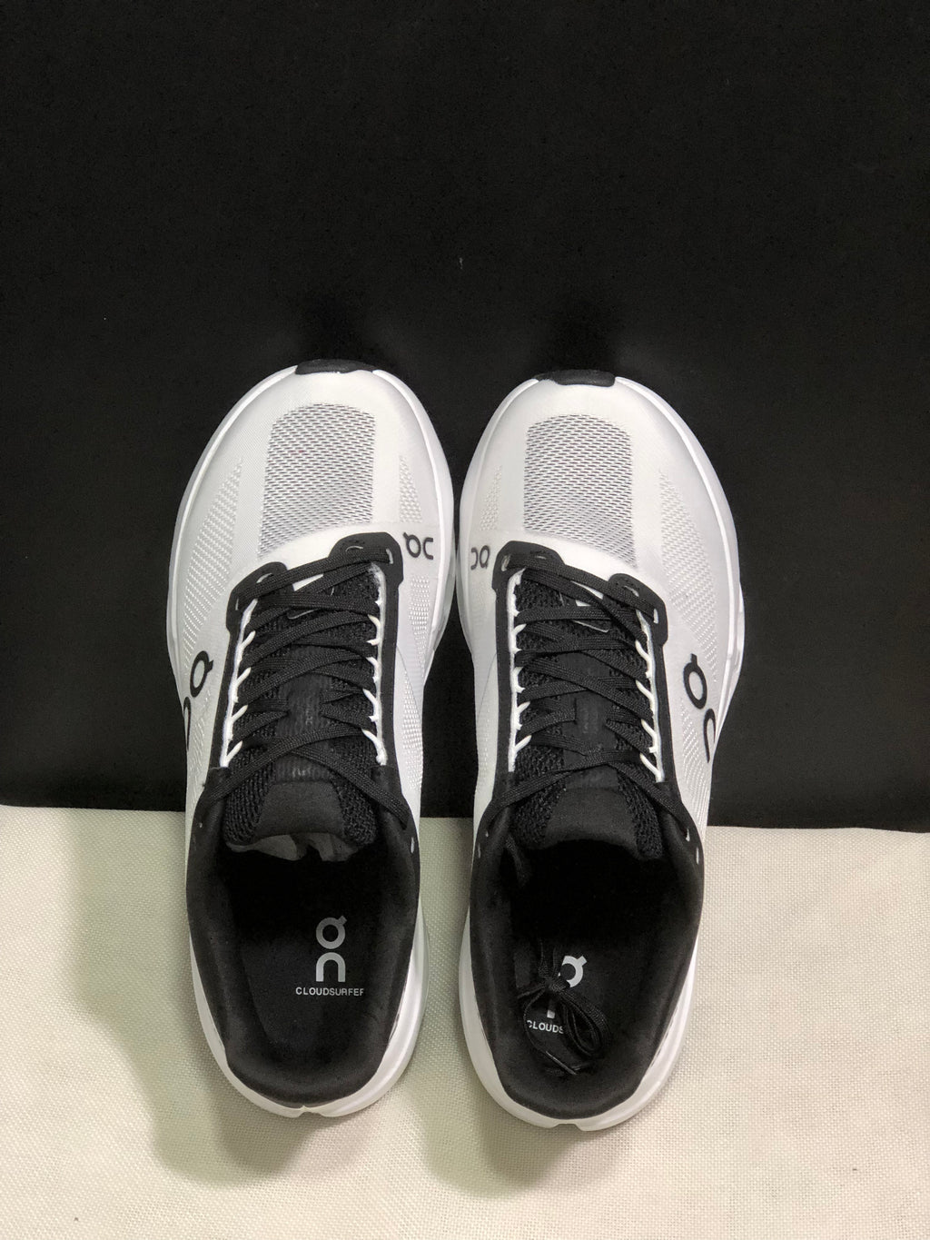 On Cloudsurfer Next Ivory