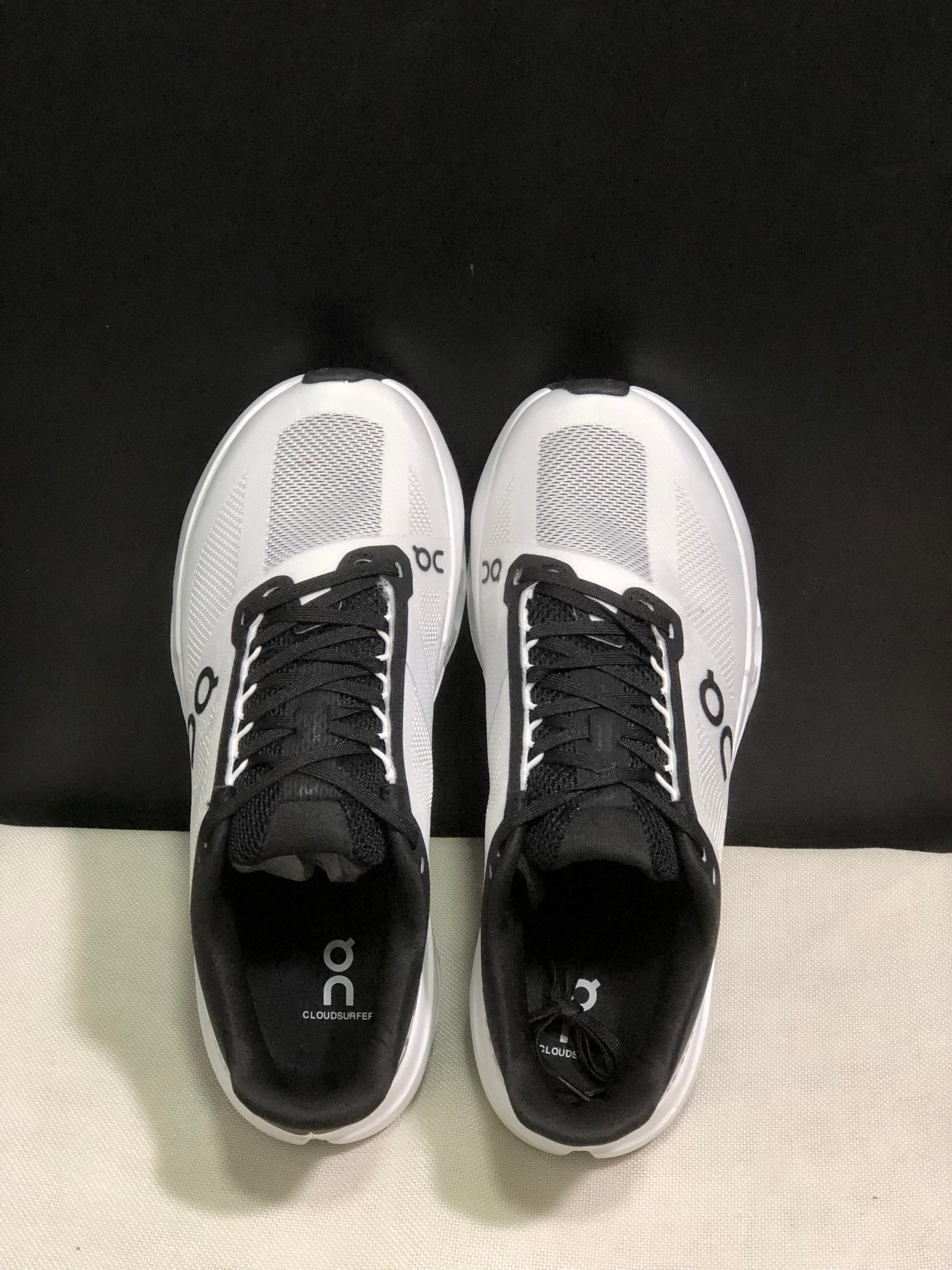 On Cloudsurfer Next Ivory