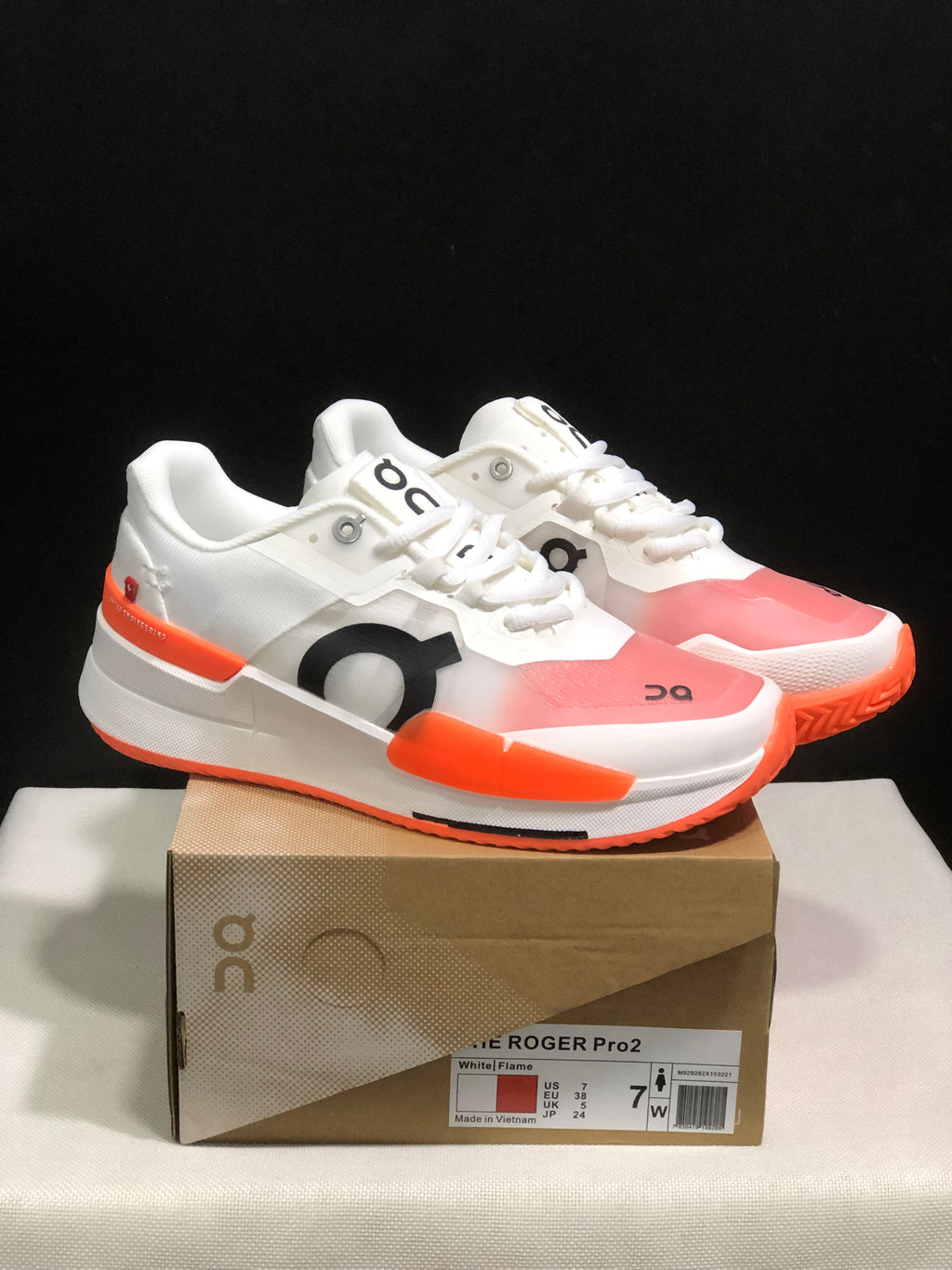 ON THE ROGER PRO 2 WHITE FLAME