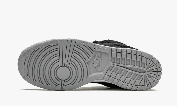 SB Dunk Low "Medicom Toy"