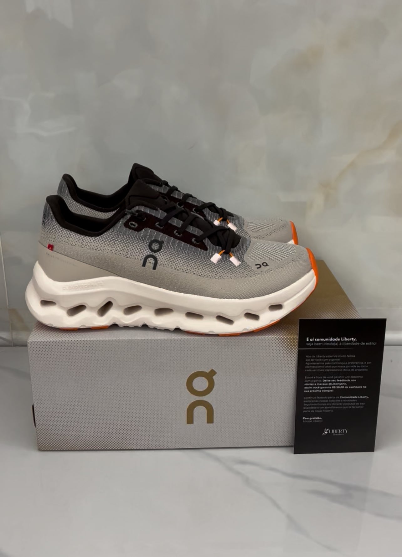 On Cloudtilt Iron | Dew