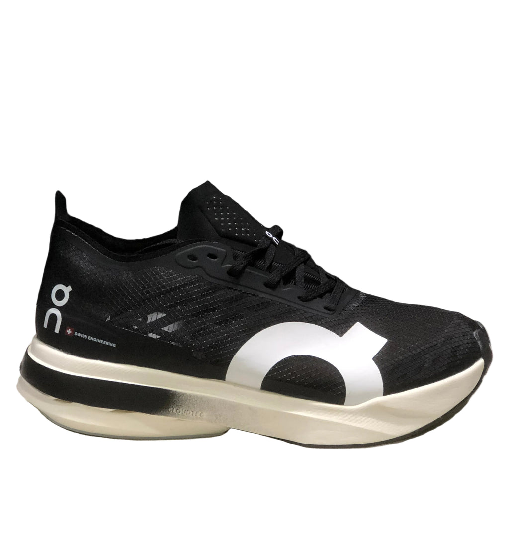 On Cloudboom Black