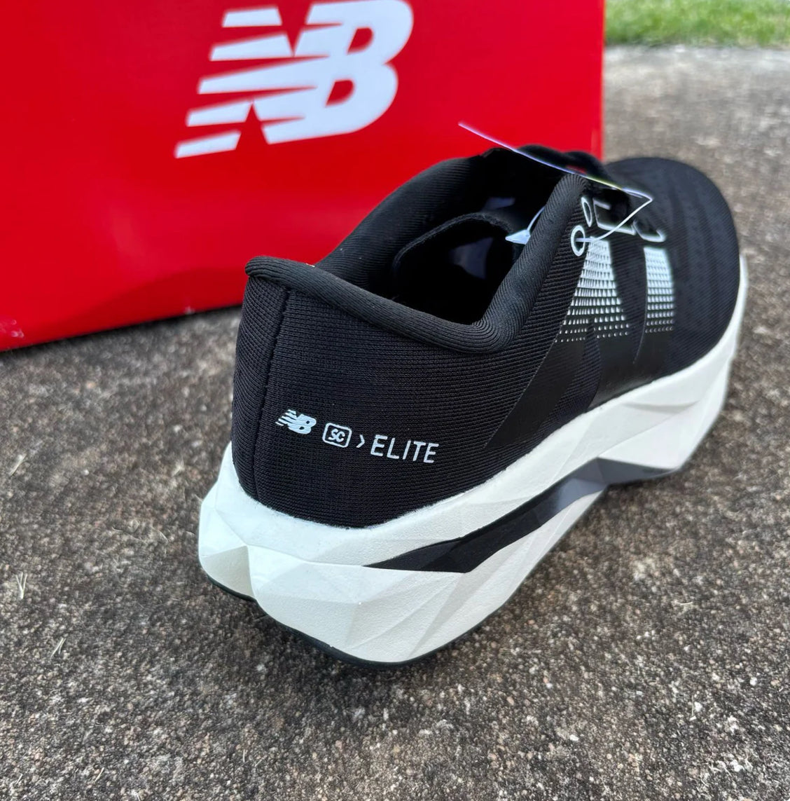 New Balance Fuelcell SC Elite V4 - Preto