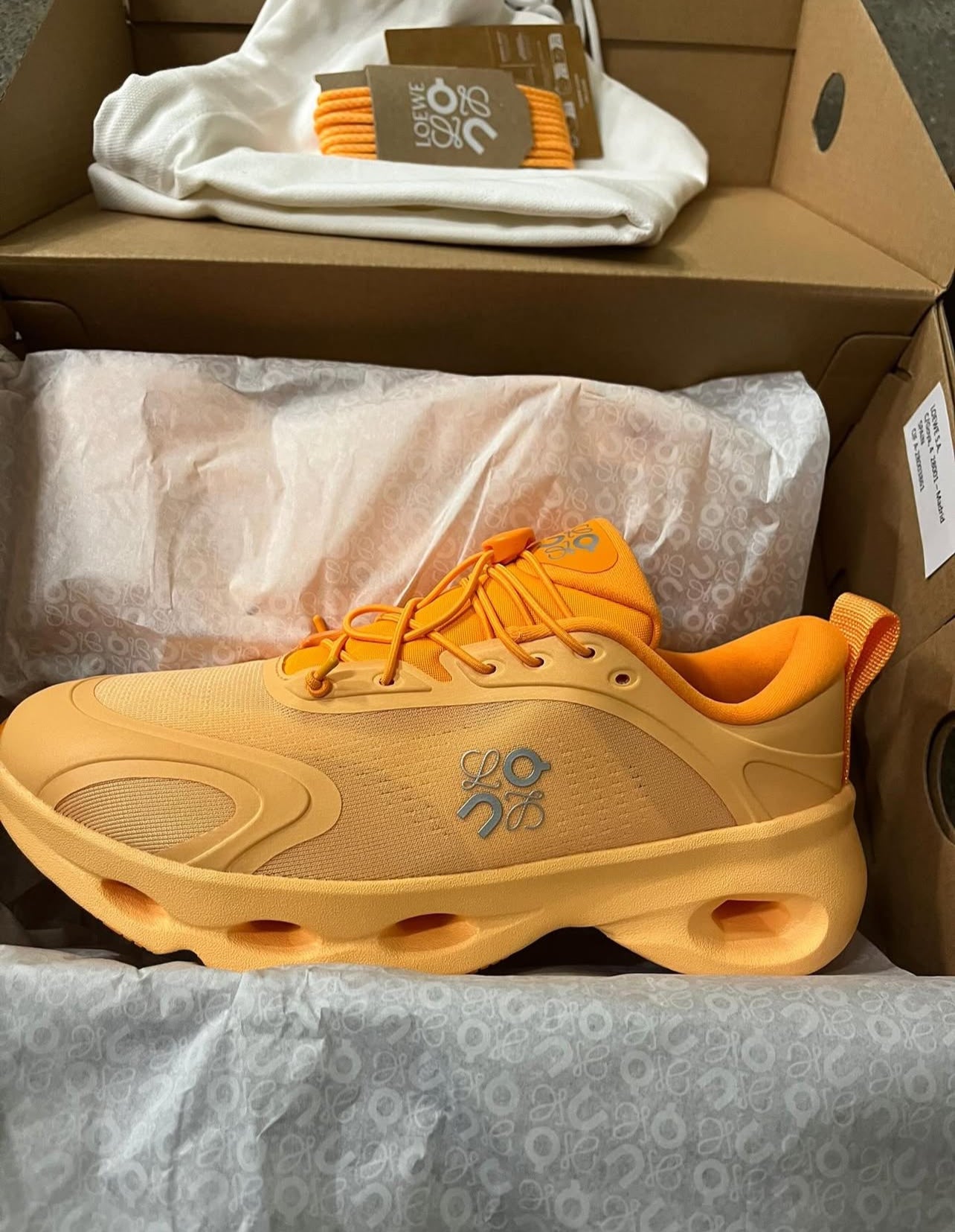 On Cloudsolo X LOEWE 'Orange'