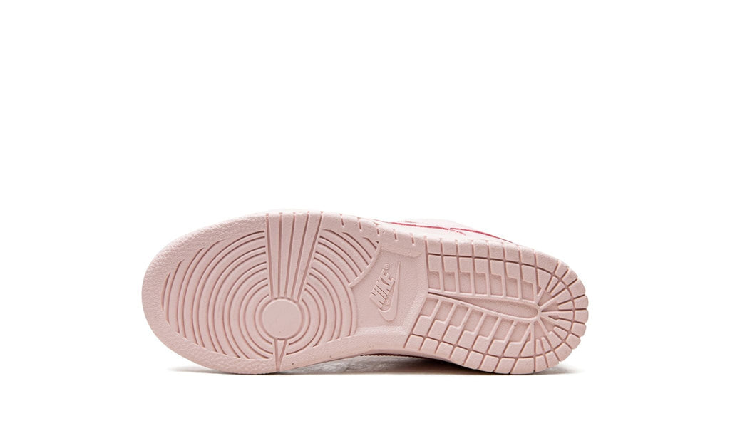 Dunk Low "Prism Pink"