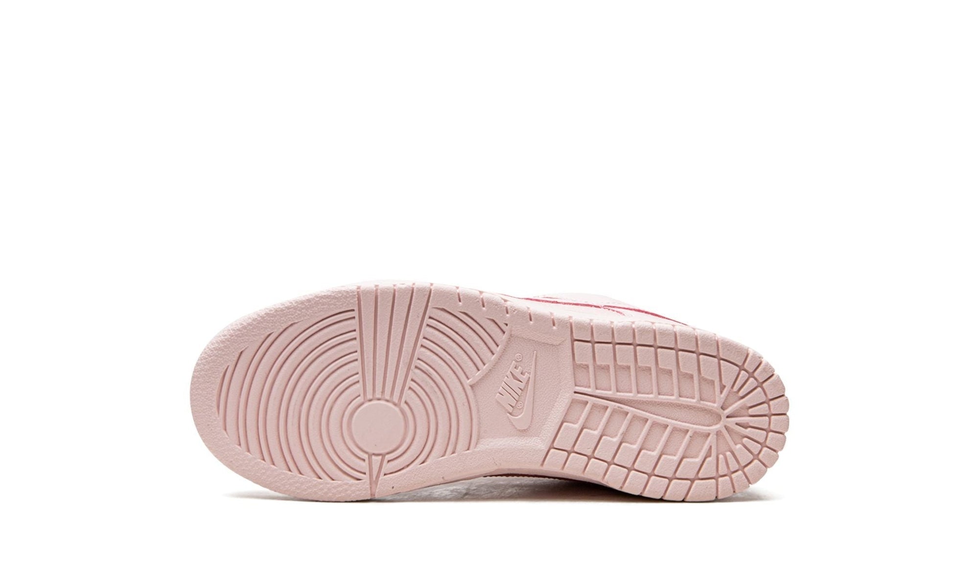 Dunk Low "Prism Pink"