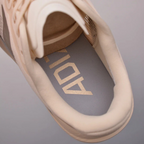 Adidas Adizero EVO SL - Bege