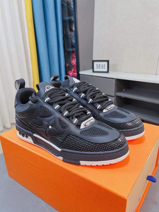 Louis Vuitton LV Skate Black