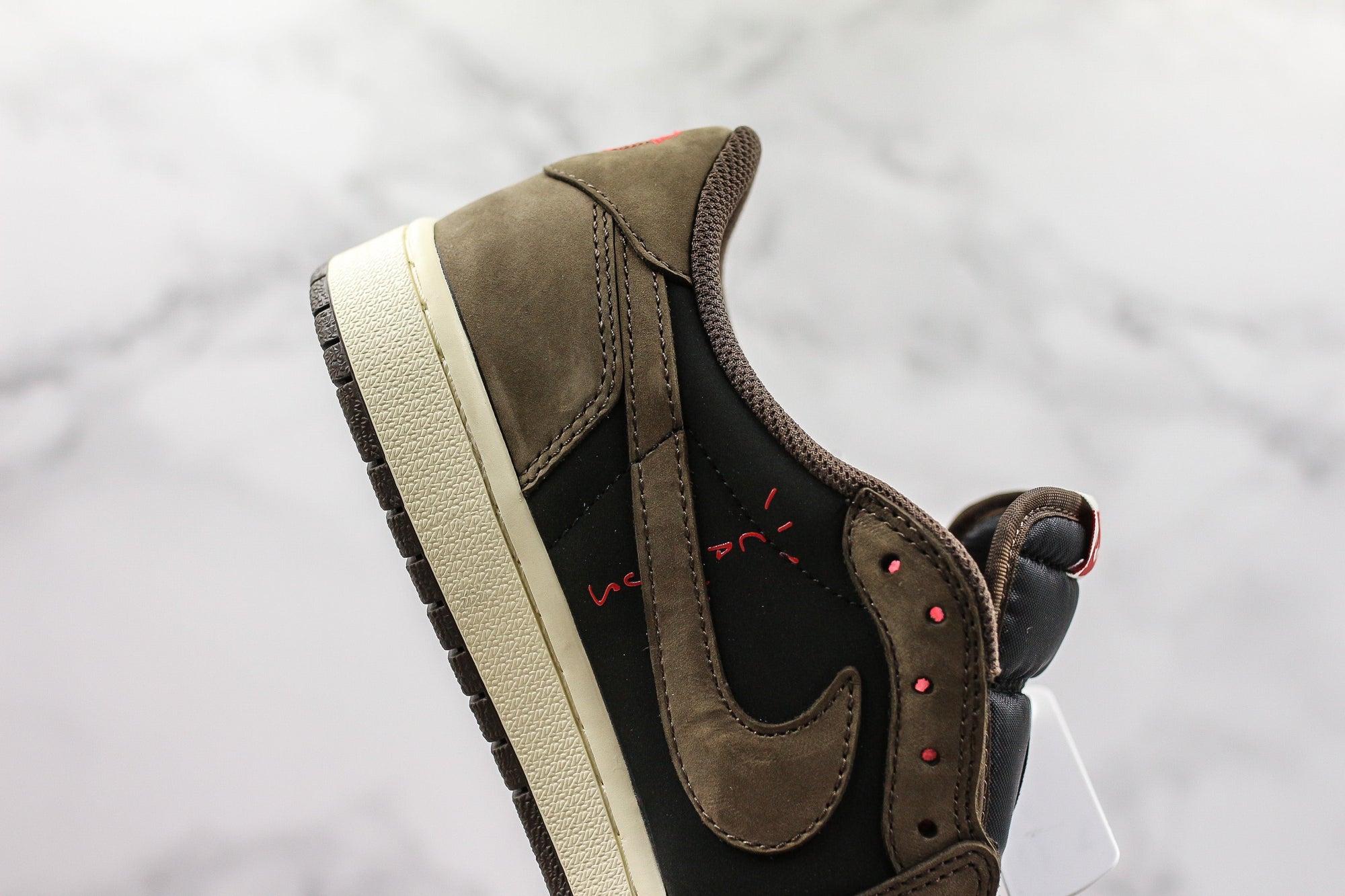 Air Jordan 1 Low x Travis Scott “Mocha”