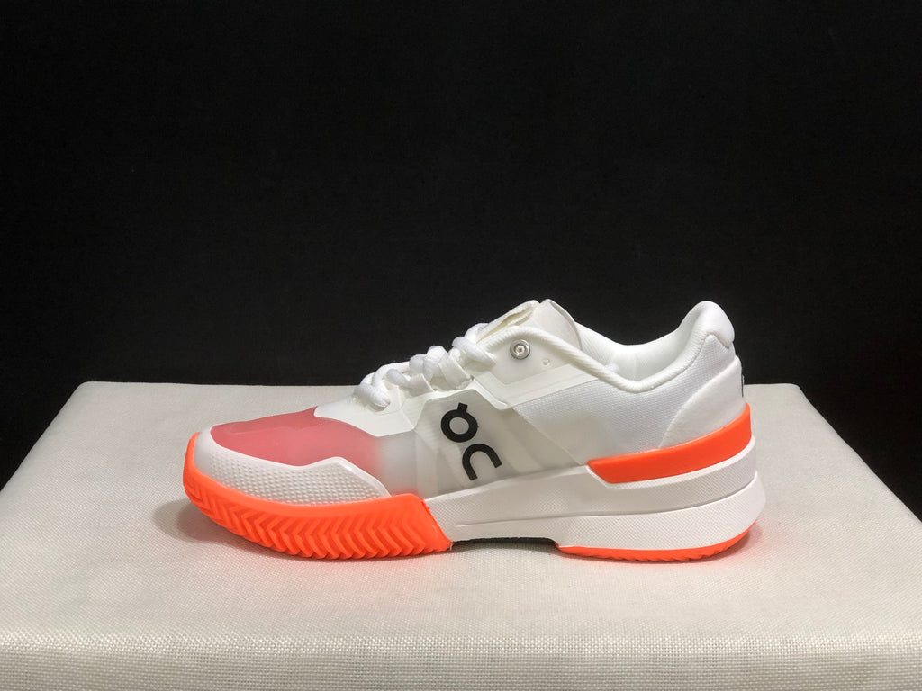 ON THE ROGER PRO 2 WHITE FLAME