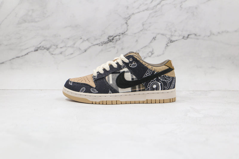 Nike SB Dunk Low x Travis Scott