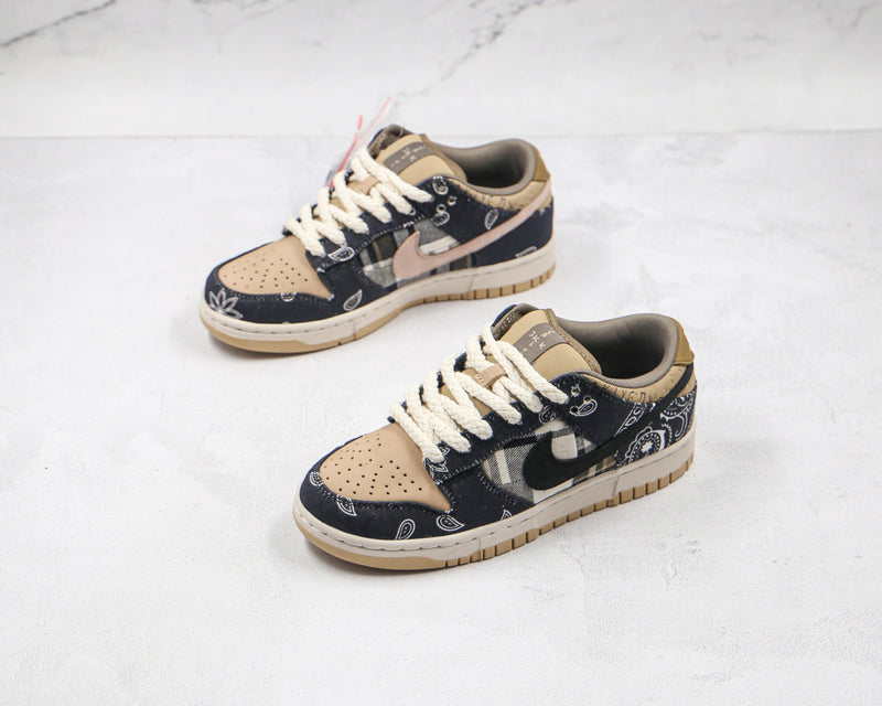 Nike SB Dunk Low x Travis Scott