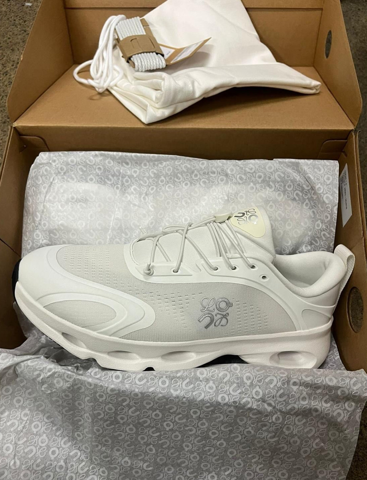 On Cloudsolo X LOEWE 'White Light'