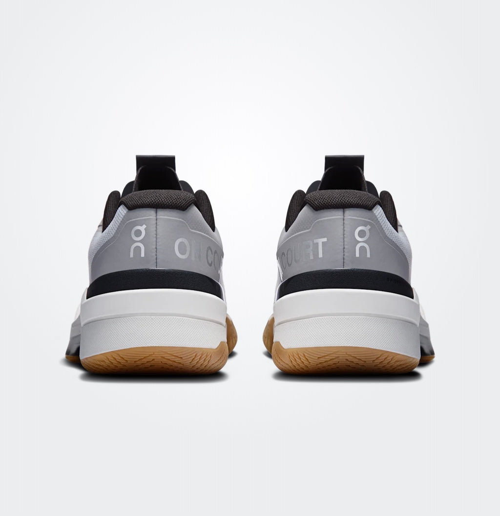 ON THE ROGER PRO FIRE        Glacier | Black