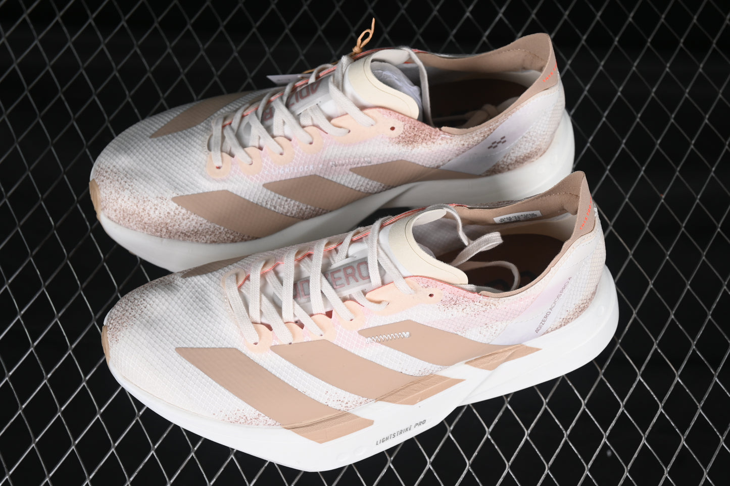 ADIZERO ADIOS PRO4 BEJE