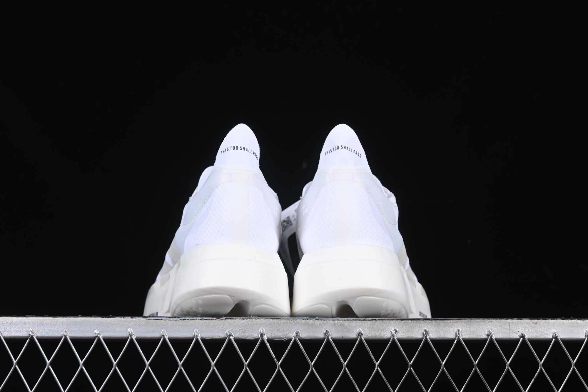 ADIZERO ADIOS PRO4 TRIPLE WHITE