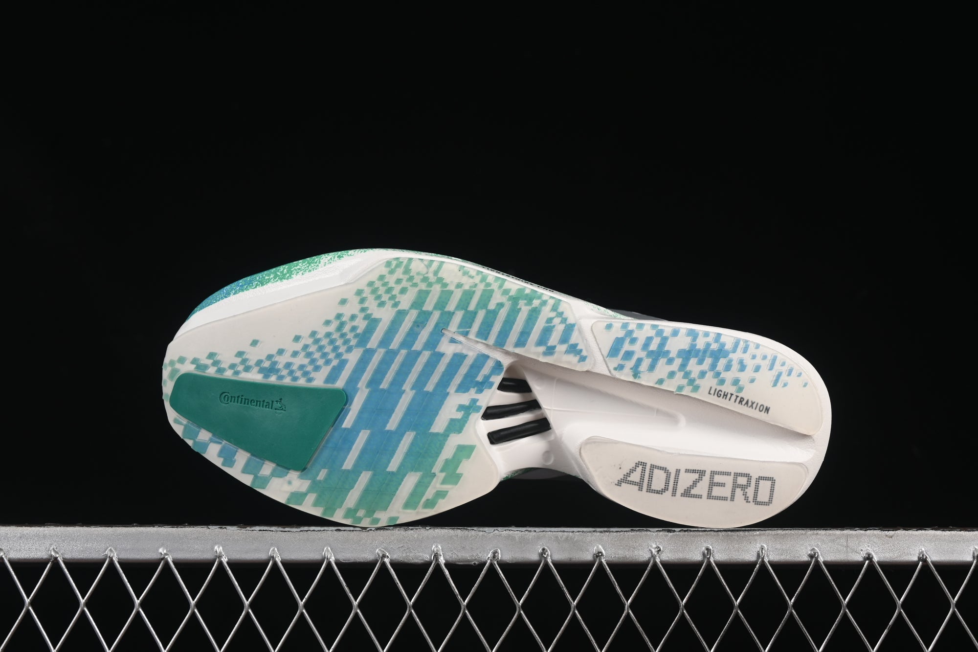 ADIZERO ADIOS PRO4 CRISTAL WHITE