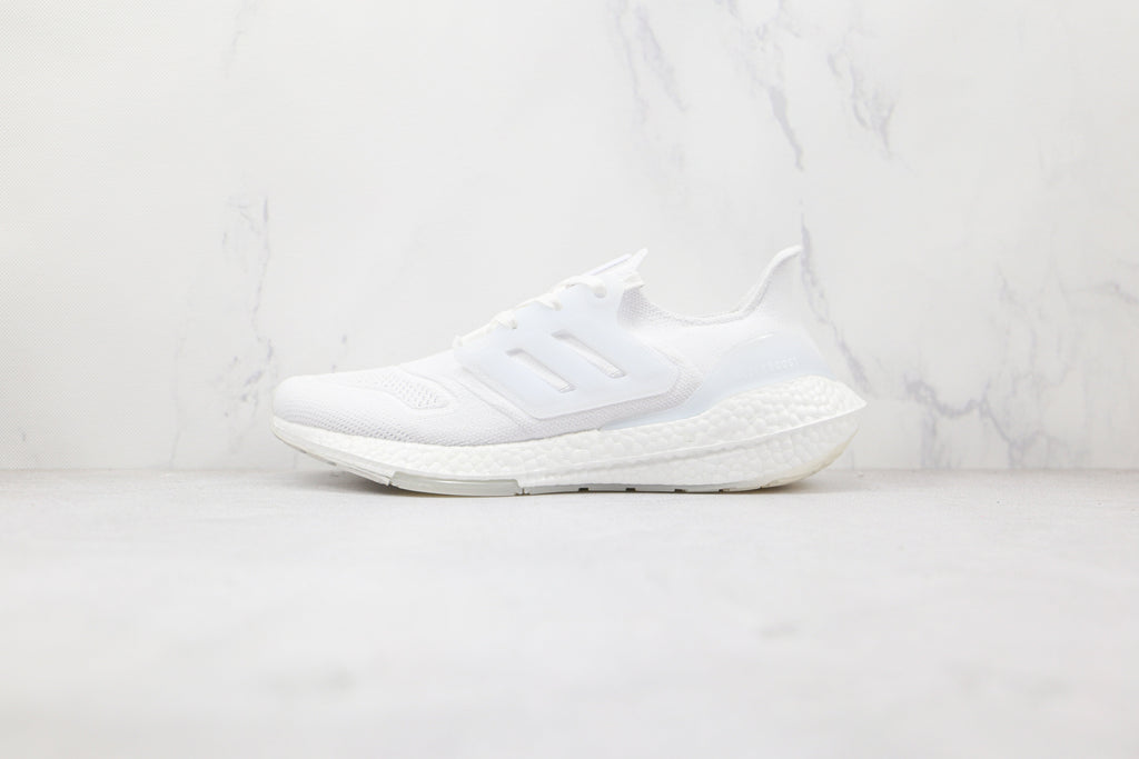 Adidas Ultraboost 22 Triple White