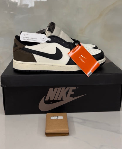 Jordan 1 Low “Mocha”