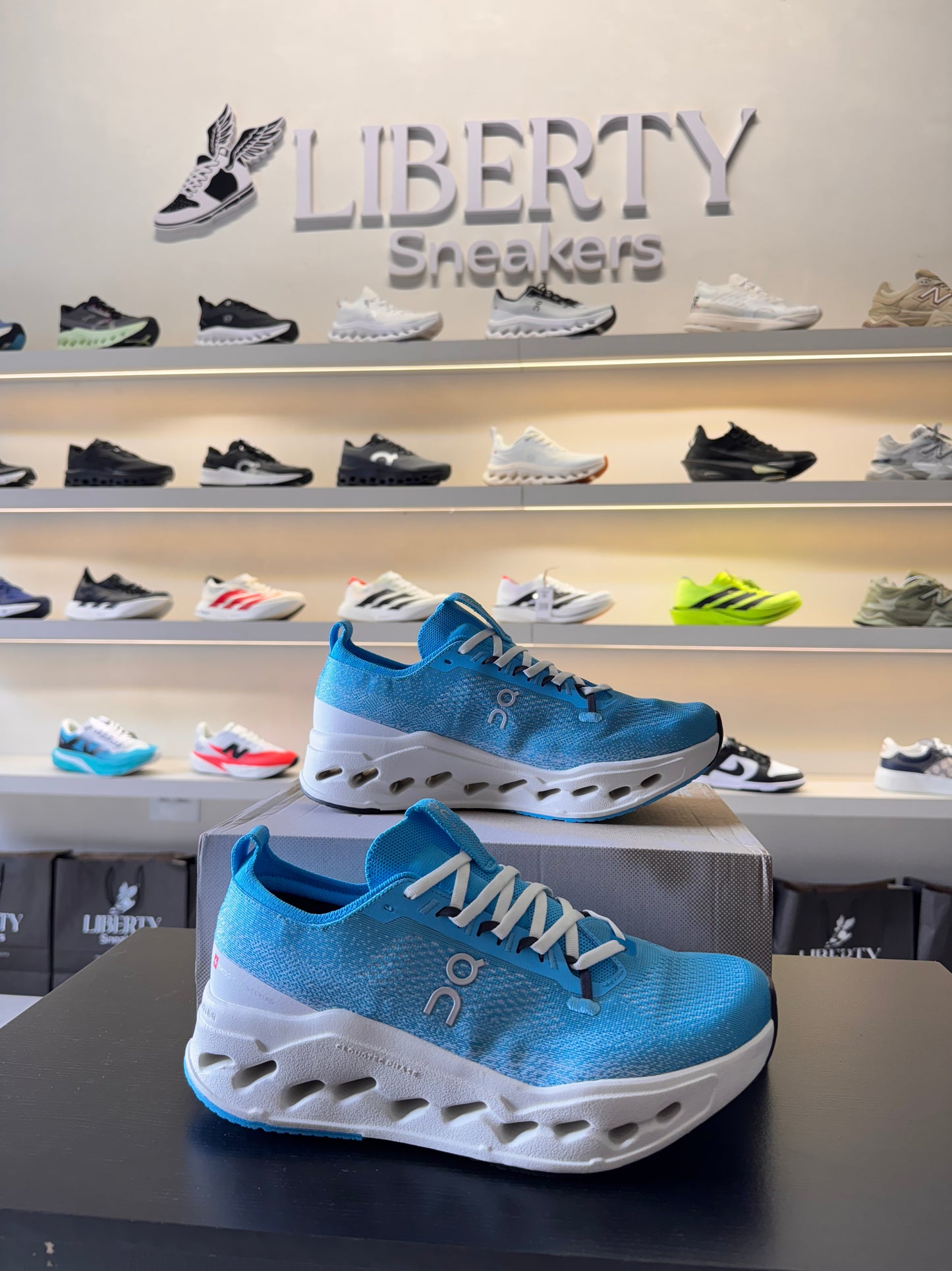 On Cloudsurfer Max “Horizon | Ivory”