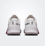 ON THE ROGER PRO FIRE        White | Pink