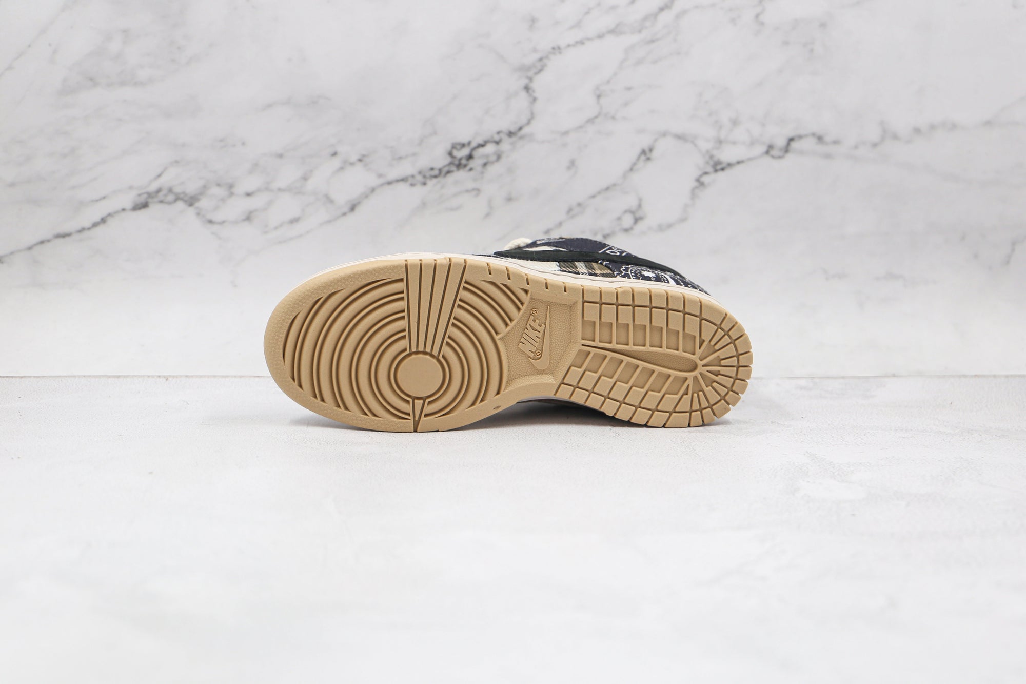 Nike SB Dunk Low x Travis Scott