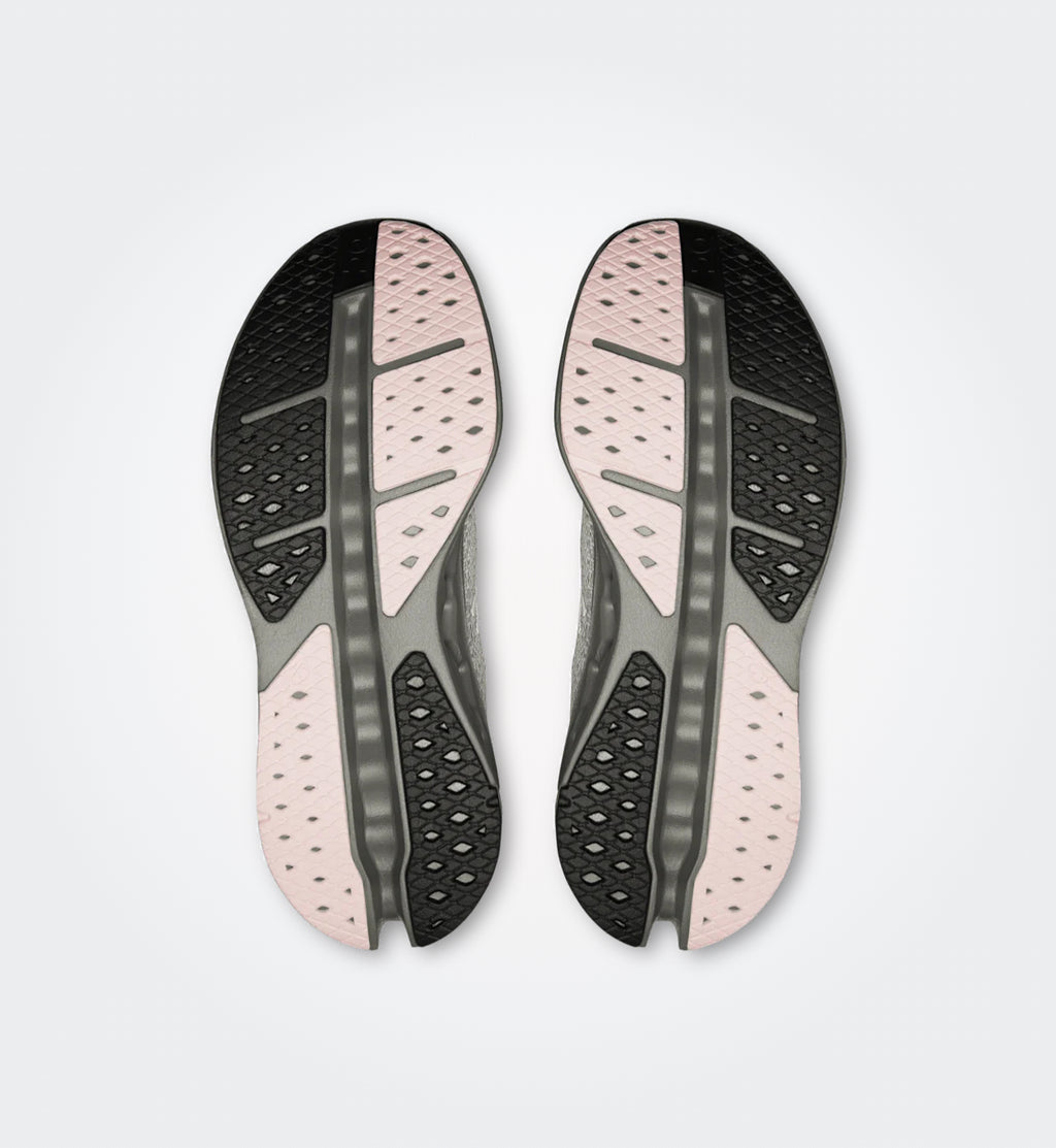 On Cloudsurfer Max “Alloy | Asphalt”