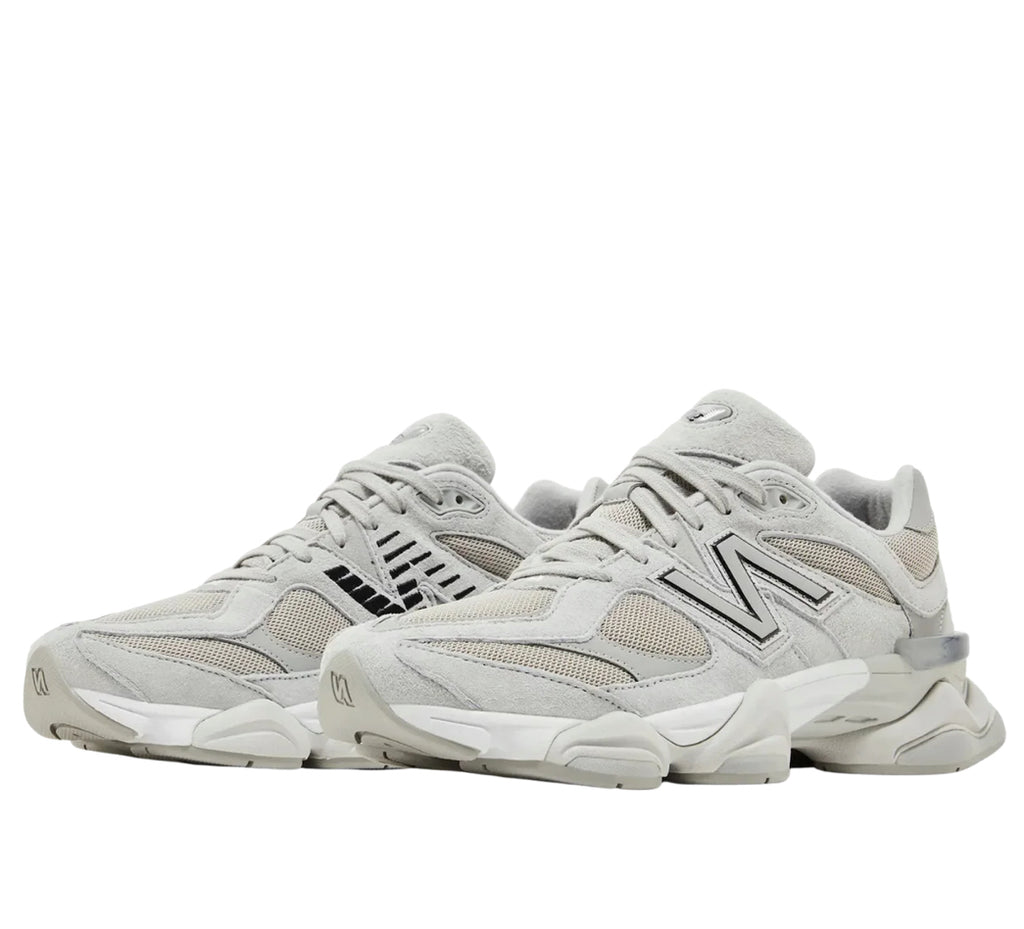 New Balance 9060 Silver Metallic Grey