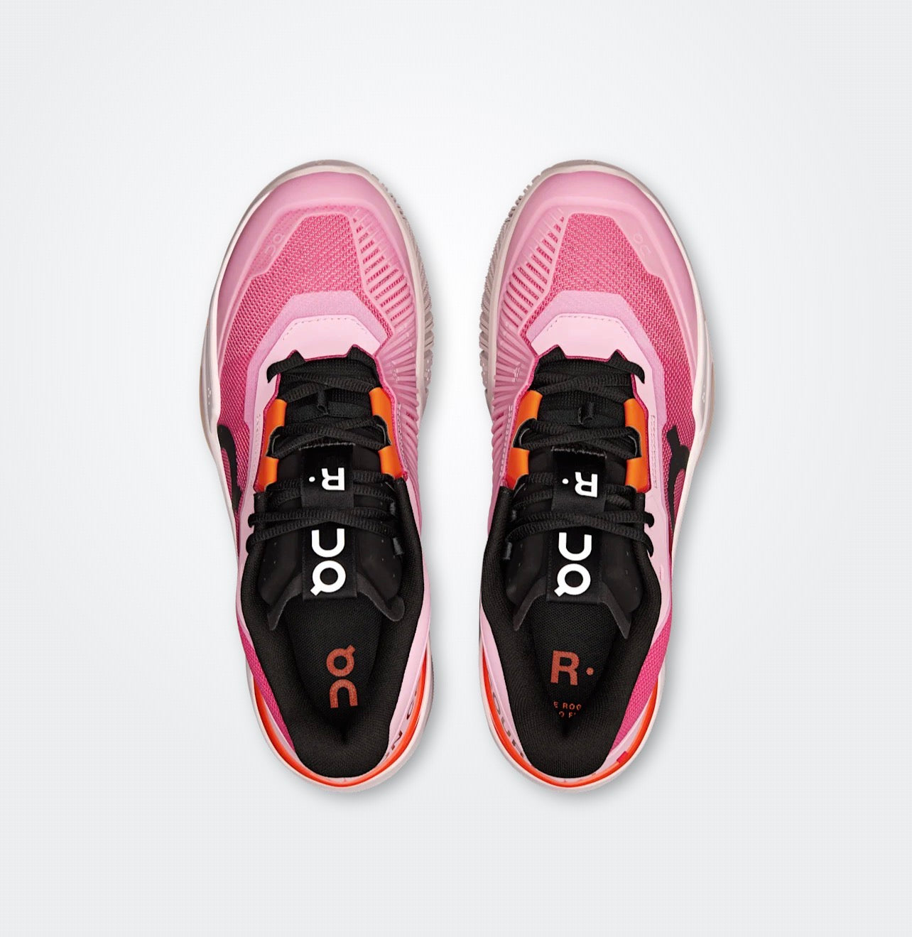 ON THE ROGER PRO FIRE         Pink | Flame
