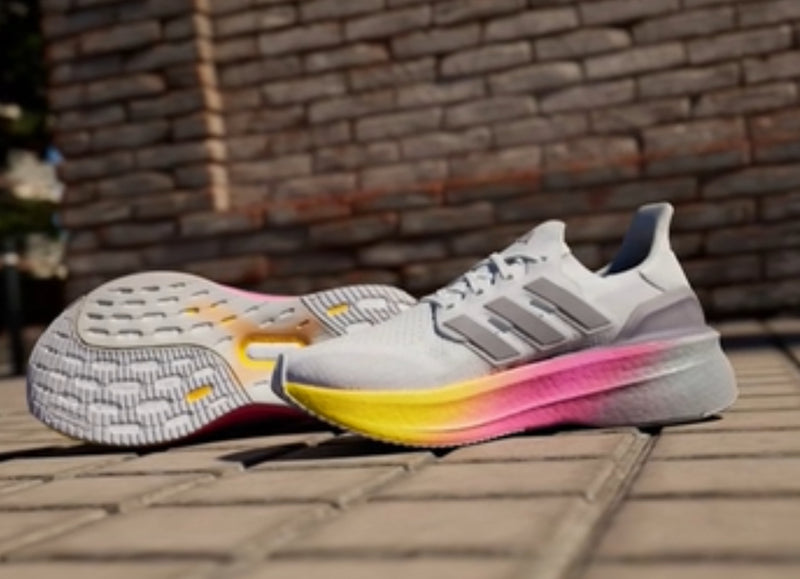 Adidas Ultraboost 5