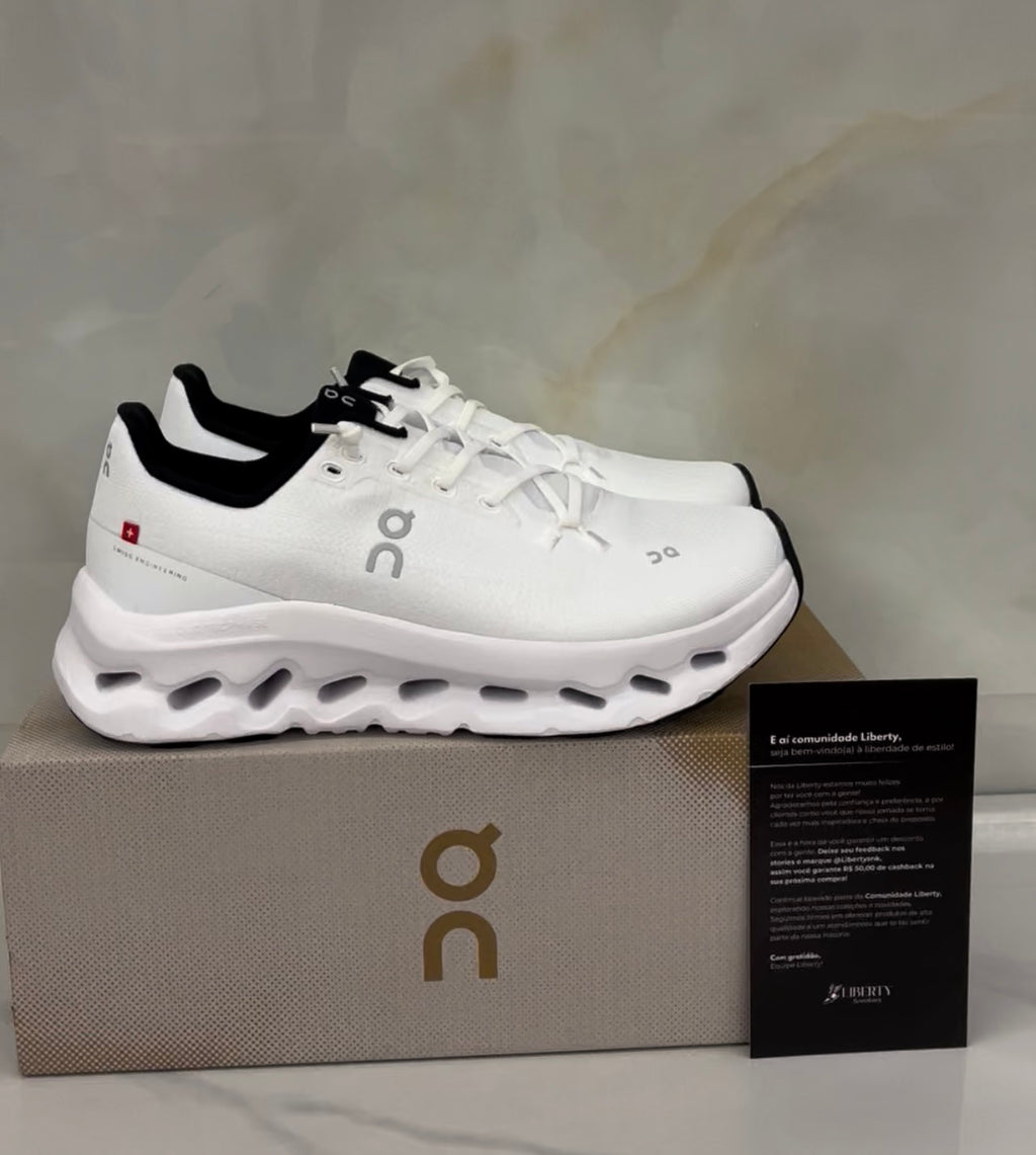 On Cloudtilt Pearl | Ice