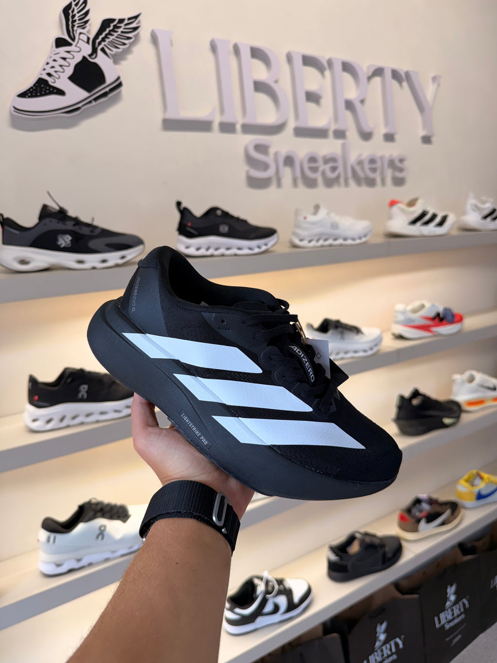 Adidas Adizero EVO SL - Preto/Branco