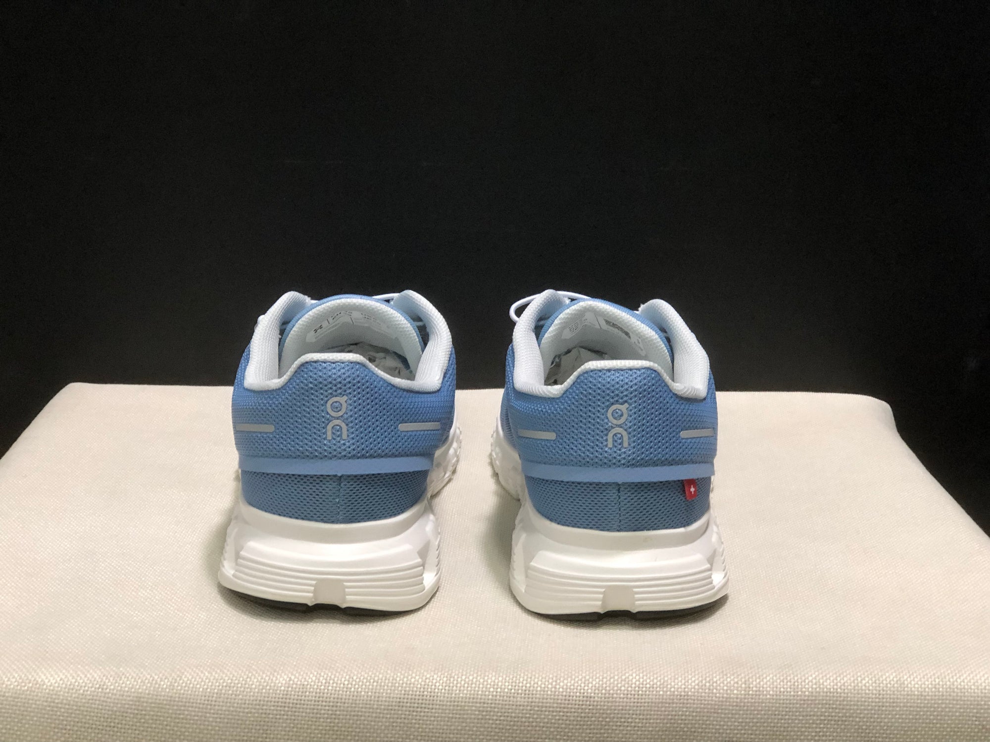 ON CLOUD 6 AZUL CHAMBRAY