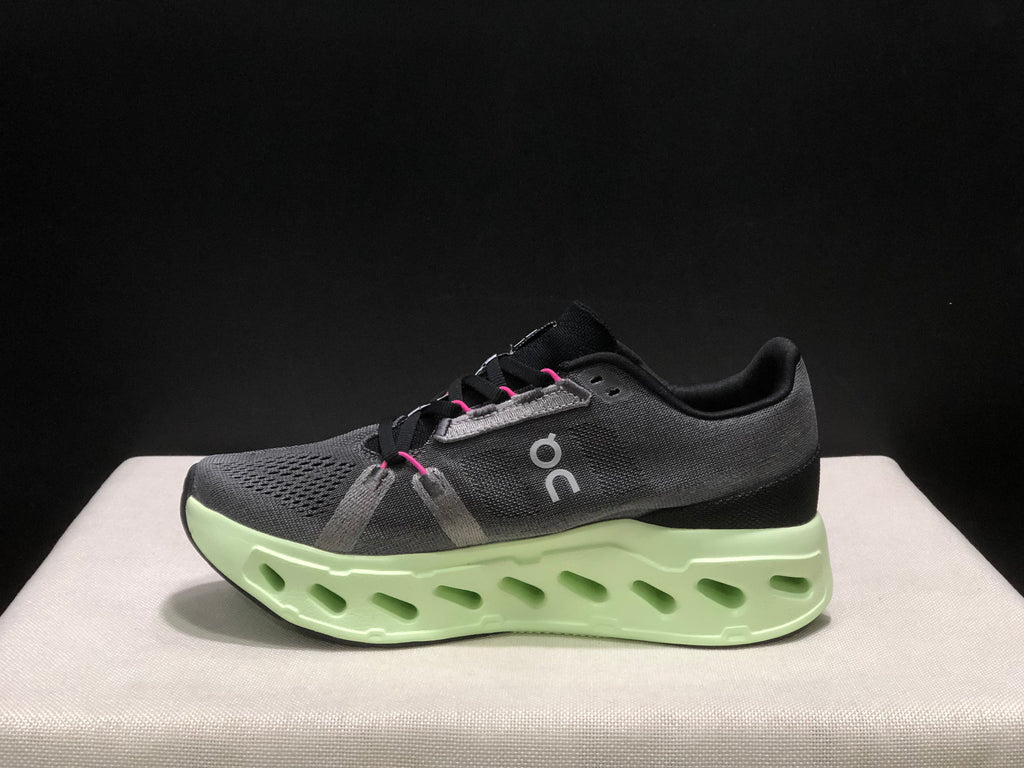 ON CLOUDECLIPSE ROCK/LIMA