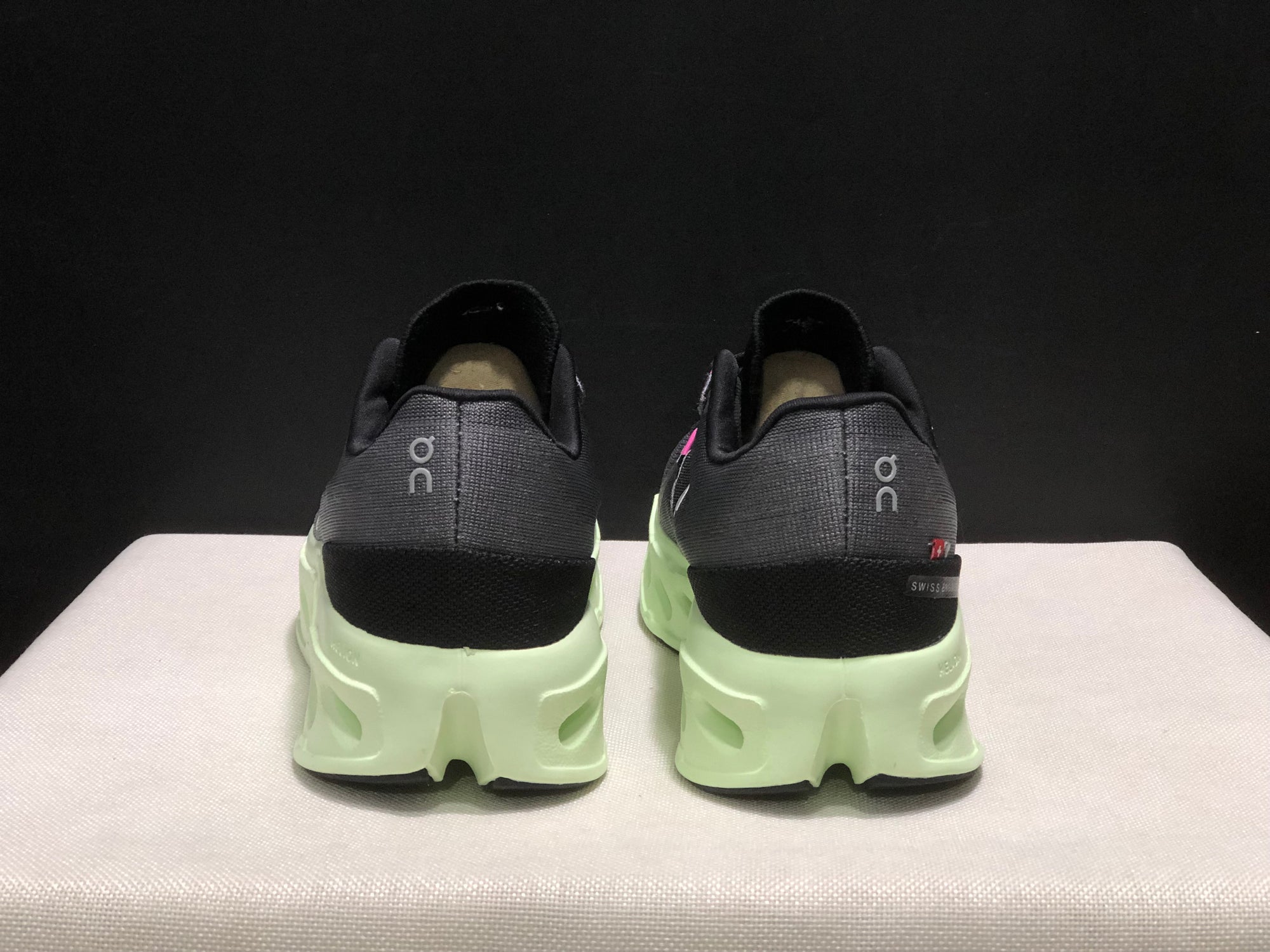 ON CLOUDECLIPSE ROCK/LIMA