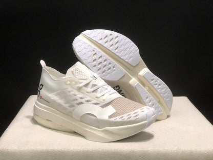 On Cloudboom Triple White      (Pronta Entrega)