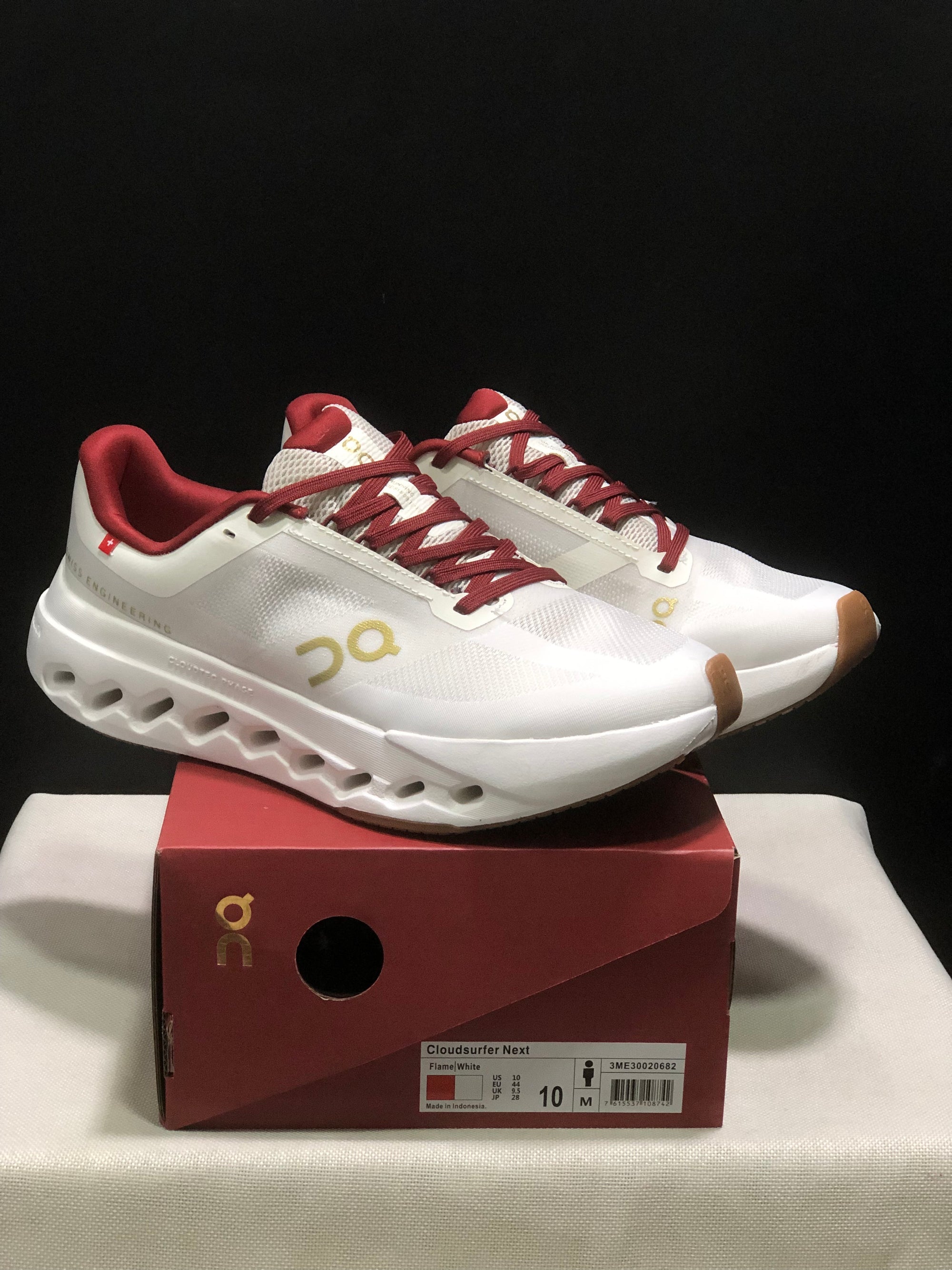 On Cloudsurfer Next Pearl Ivory