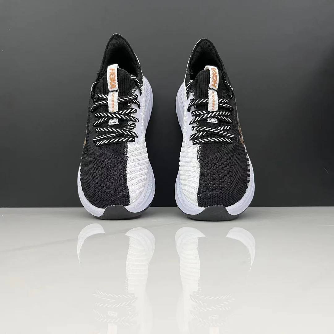 Hoka Carbon X3 - Preto/Branco
