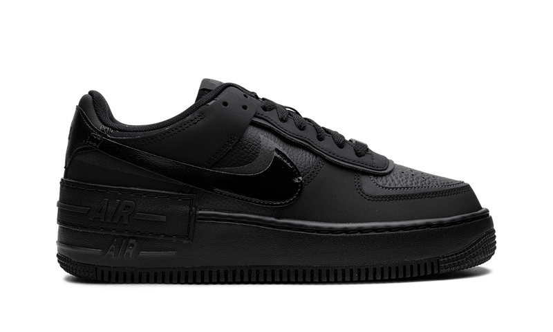 Air Force 1 SHADO WMNS "Triple Black"