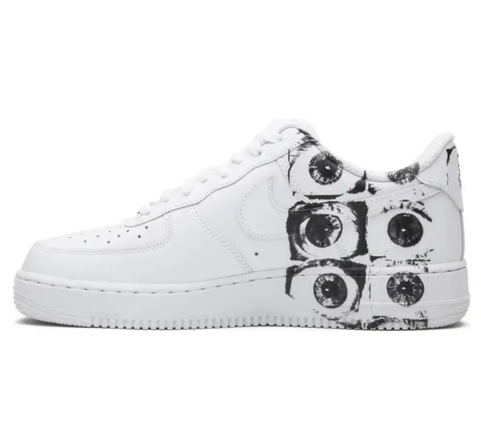 Comme des Garçons x Supreme x Nike Air Force 1 Low Eyes