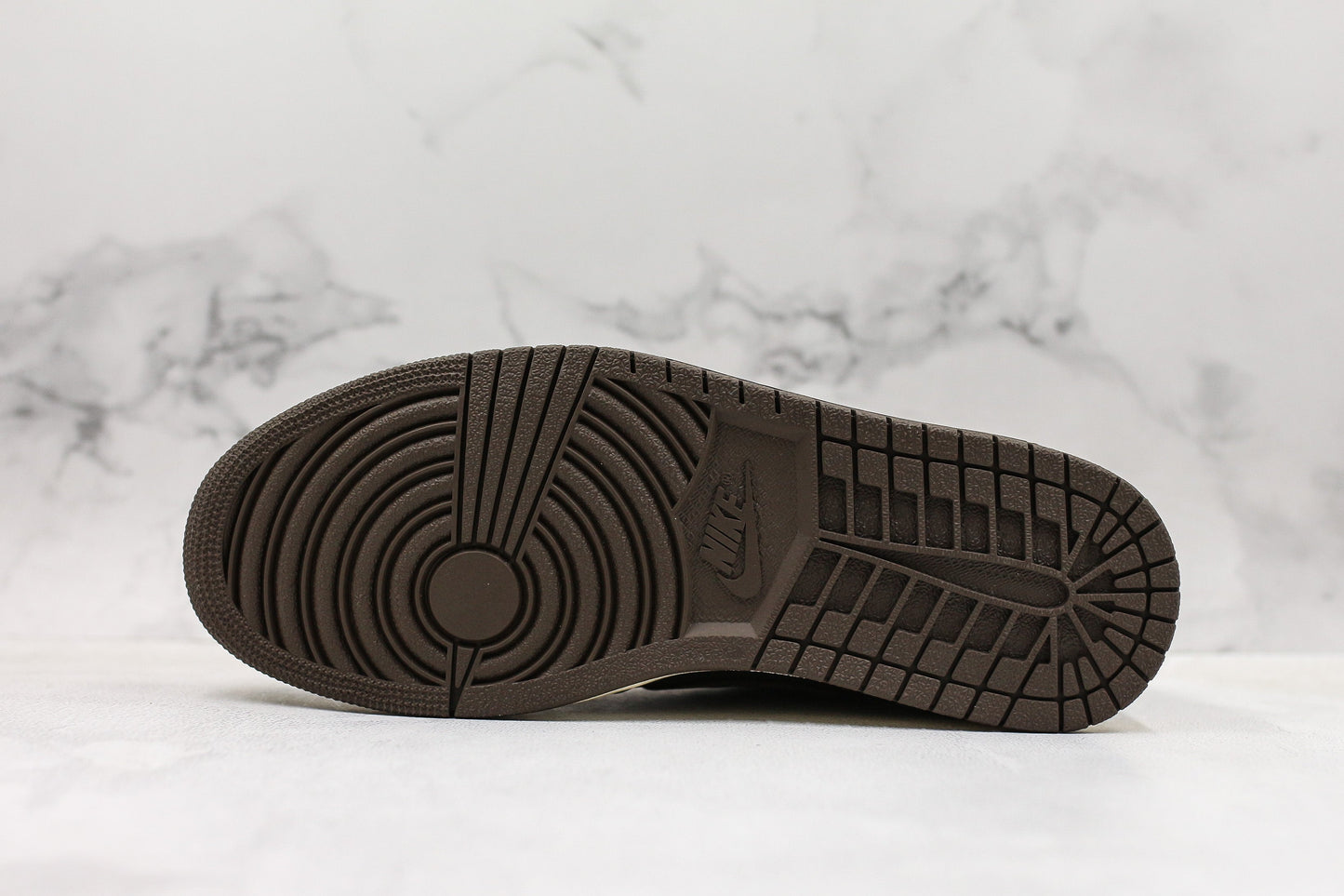 Jordan 1 Retro Low OG SP Travis Scott        (Pronta Entrega)
