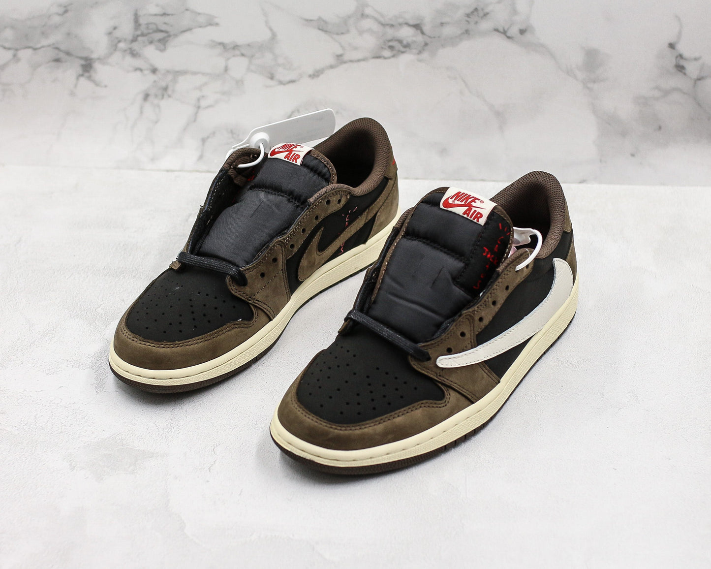 Jordan 1 Retro Low OG SP Travis Scott        (Pronta Entrega)