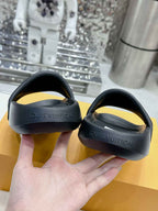 Chinelo Louis Vuitton Black