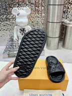 Chinelo Louis Vuitton Black