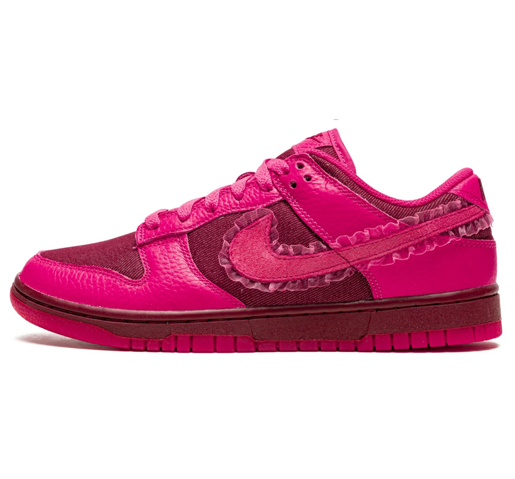 Dunk Low "Valentine’s Day"