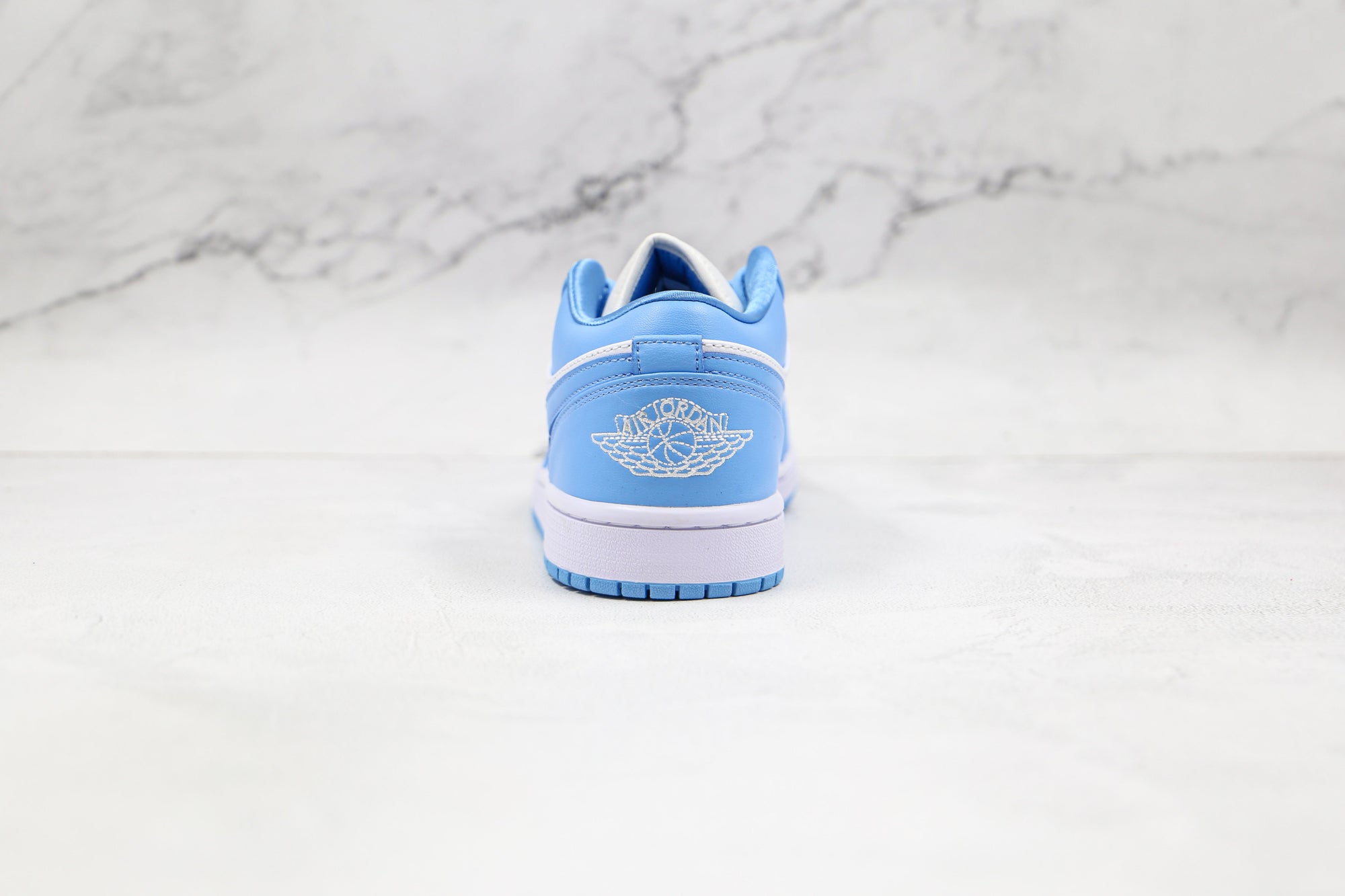 Jordan 1 Low UNC